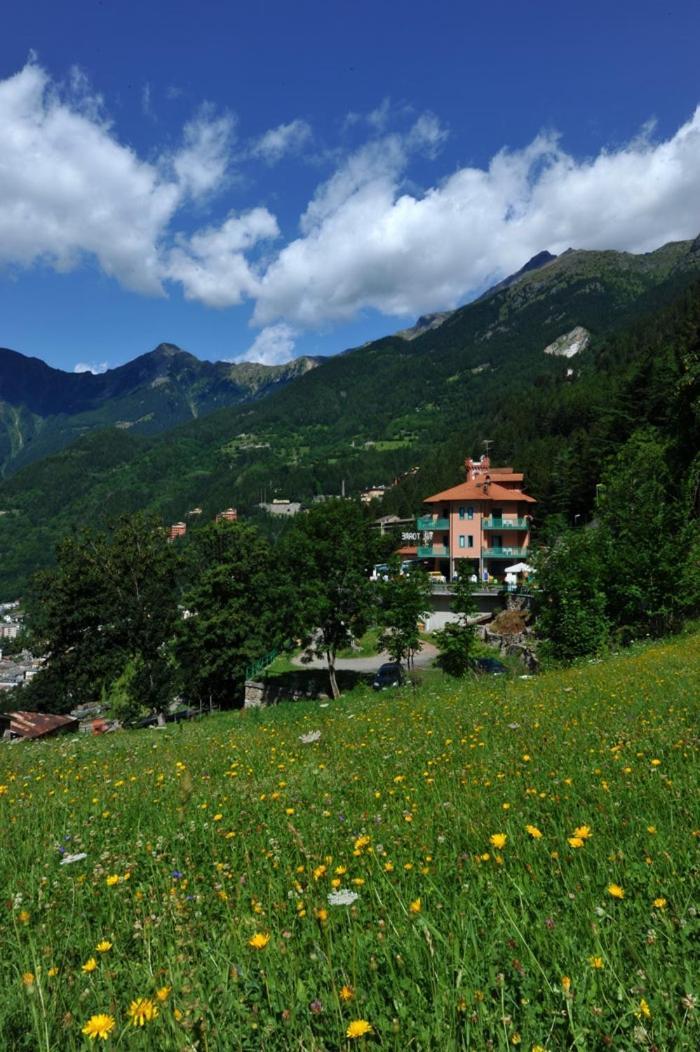 Hotel Torre Sondalo Kültér fotó